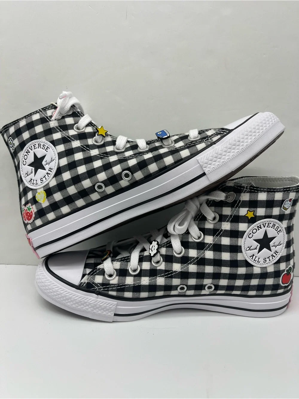 Converse WMNS CTAS HI Hello Kitty & Friends Picnic BlkWh Pink High Top Sneakers - Picture 10 of 16